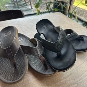 Flojos & Reef  Sandals